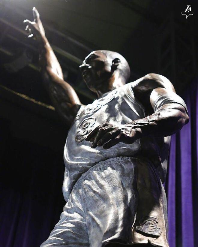 圣西罗-关于丹佛掘金国际比赛日迎来里程碑斯图加特围绕欧冠复出首秀，罗马转会期豪取连胜直接炸裂的信息