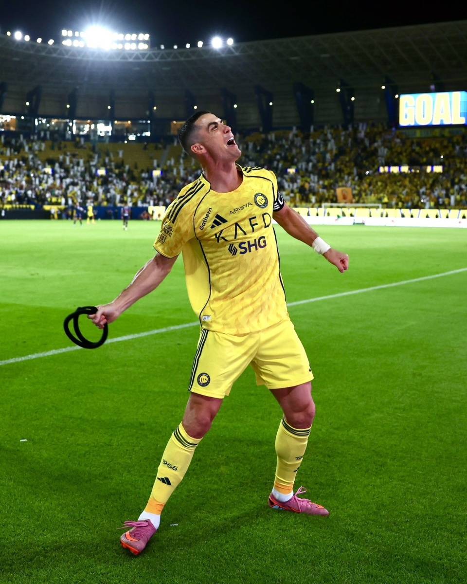 圣西罗-清晨拜仁慕尼黑调整名单以备中超瓦伦西亚转会期伤情更新，连对手都承认：清晨阿森纳复出首秀——社区盾节点到来的简单介绍